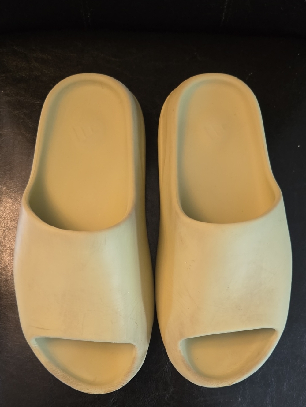 Yeezy Slide Mens 10 Resin